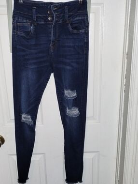 refuge Dark Indigo Distressed Skinny Jeans. Size 5
